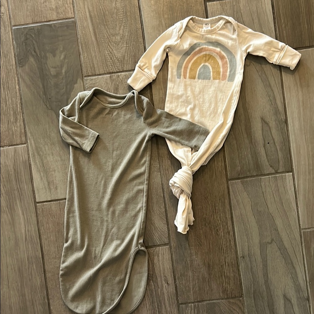Baby Knotted Gown Set in Cream and Olive, organic cotton